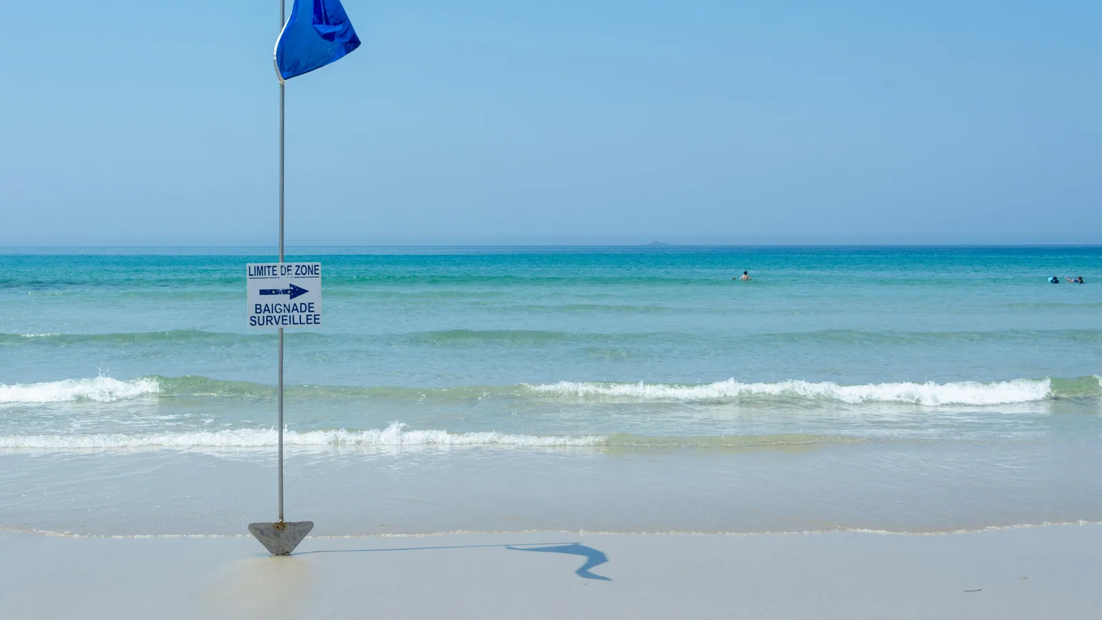 Sécurité à la plage avec des enfants : ce qu&rsquo;il faut vraiment anticiper avant de partir