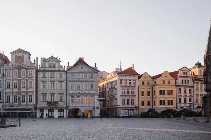 À Prague, ce qu’on garde, ce qu’on allège, ce qu’on rate sans regret
